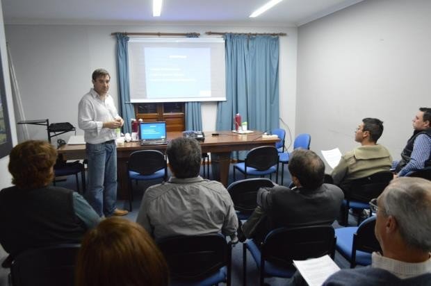 Los partícipes de la primera reunión de esta nueva comisión (Prensa Municipalidad).