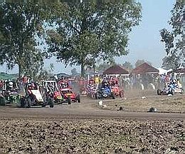 Un momento de la competencia (midgetsdellitoral.com.ar).