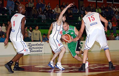 Mauro Rotshy fue uno de los goleadores con 18 puntos. (Diego Rosso)