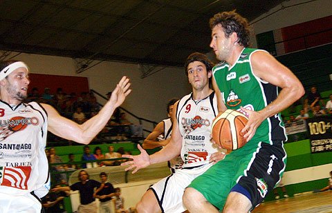 Miguel Isola tuvo una destacada actuación con porcentajes ideales (Diego Rosso)