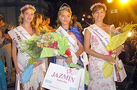 Las bellezas recién coronadas.