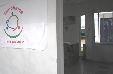 El frente del lugar ampliado.