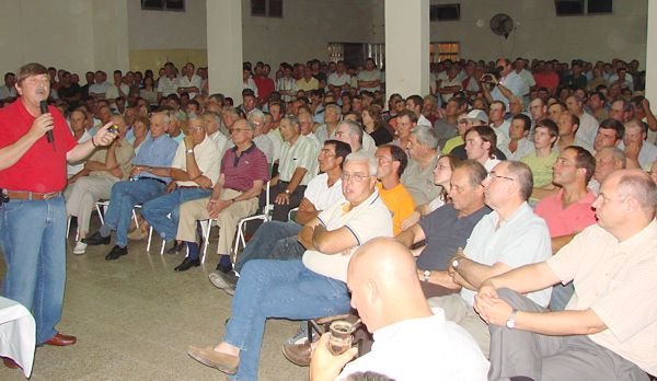 Socín, durante la reunión de ayer en Nuevo Torino (Edxd).