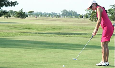 Daniela Spano, ganadora en Damas, durante la competencia (Prensa Los Timboes).