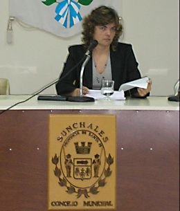 Gloria Gallardo tuvo su primera sesión como presidenta.