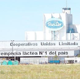 La empresa de nuestra ciudad es uno de los blancos de críticas de los productores (Archivo).