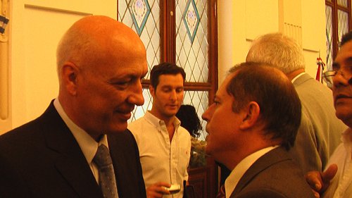 Trinchieri y Bonfatti. Intendente y ministro cara a cara en Santa Fe (Prensa Municipalidad).