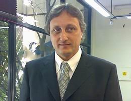 Javier Sveda, gerente Administrativo de Emerger.