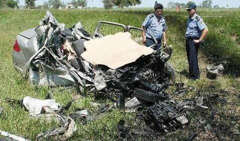 La imagen del vehículo siniestrado es elocuente (Foto: El Eco).