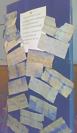 Los mensajes enterrados en 1998 al cumplir el colegio 90 años.