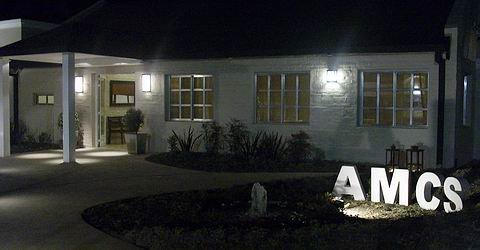 La nueva secretaría, moderna y funcional (María José Beccaria).