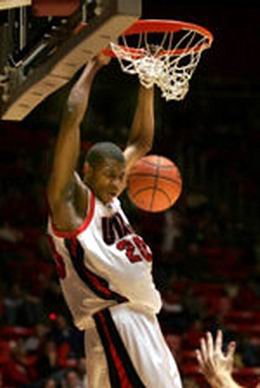 Bryan Markson, el nuevo alero aurinegro (Internet).