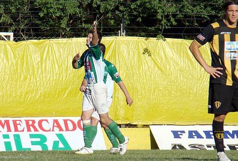 Romay lo festeja y todo Unión lo grita.