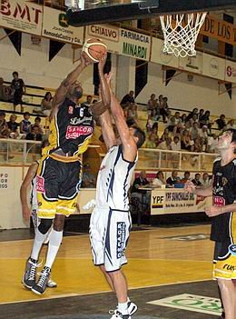 Osborne sigue siendo de rendimiento parejo en los Tigres (Foto: Fernando Melchiori).