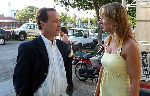 Visita repetida. Nuevamente en la ciudad el senador nacional.