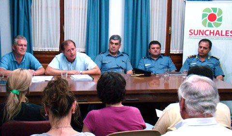 Un momento de la reunión de la junta de seguridad.