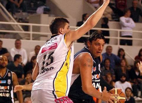 González fue fundamental en el primer juego (Foto: Hernán Di Gerónimo).