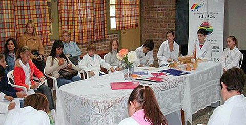 Parte de los alumnos en una actividad de puesta en común.