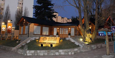 La flamante sede, ubicada en la esquina de Vice Almirante O´Connor y Villegas (Foto: Prensa Sancor Seguros).