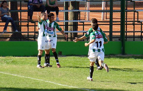 Romay, en apenas dos minutos, desató la alegría en la tarde albiverde.