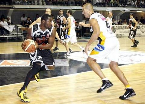 Los Tigres se recuperaron en Santiago de la caída en Córdoba.