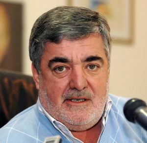 Mario Das Neves, Gobernador patagónico. Mario Das Neves, Gobernador patagónico.