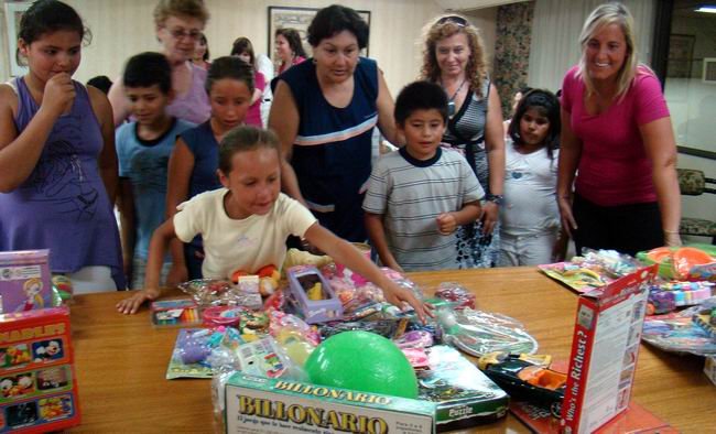 Parte de los juguetes entregados por la Mutual Unión.