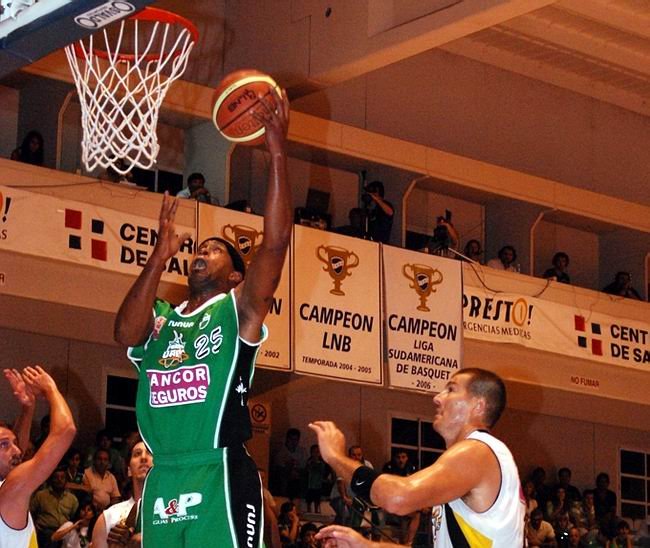 Unión arrancó el 2010 con una gran victoria (Foto: Alejandro Martino).