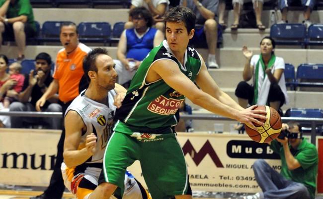 Schattmann intentará seguir certero en ofensiva como antes del parate (Archivo).