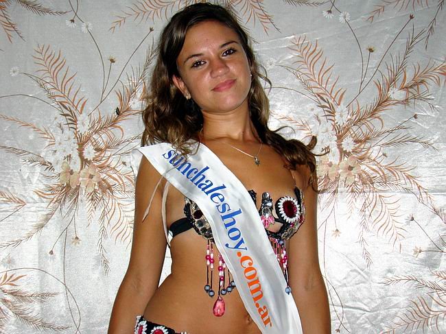 Flo, nuestra candidata. Flo, nuestra candidata.