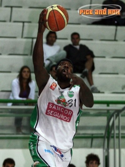 McFarlan fue el goleador de Unión con 19 puntos (Foto: Majo Gil - pickandroll)