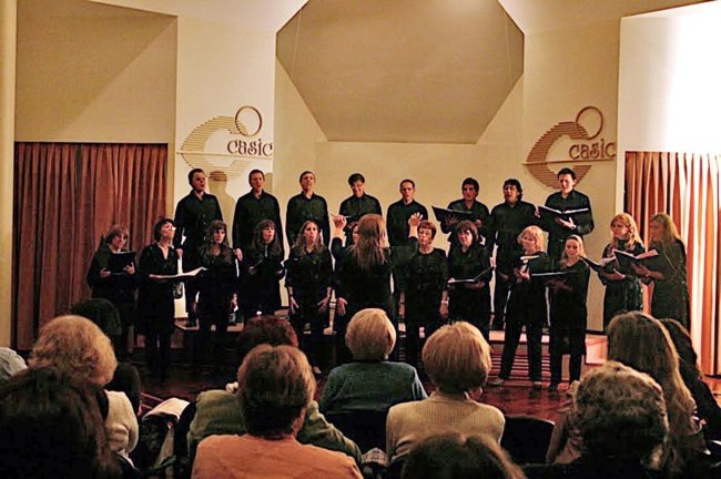 El Coro Independiente en plena actuación (Archivo)