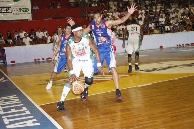 Unión no pudo con Quimsa (Daniel Jimenez). Unión no pudo con Quimsa (Daniel Jimenez).