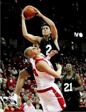 Galindo viene de jugar en Trotamundos de Carabobo (Internet).