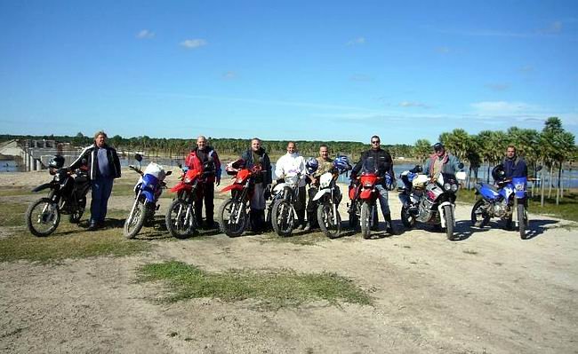 Los motociclistas sunchalenses, en El Palmar (Foto: Gentileza Raúl Avila). Los motociclistas sunchalenses, en El Palmar (Foto: Gentileza Raúl Avila).