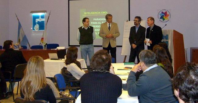 La apertura del primero de los Talleres desarrollados. La apertura del primero de los Talleres desarrollados.