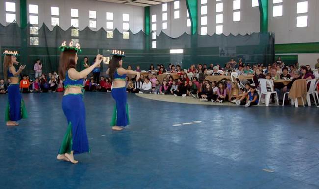 Uno de los números que se realizaron durante la tarde (Foto: Gentileza Chela Lamberti). Uno de los números que se realizaron durante la tarde (Foto: Gentileza Chela Lamberti).