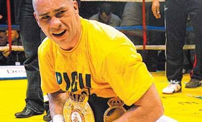 El Pigu, cuando se consagró campeón mundial en el Luna Park (Archivo).