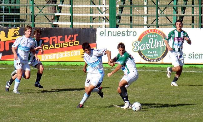 Los albiverdes vuelven a recibir al Lobo entrerriano (Foto: Archivo). Los albiverdes vuelven a recibir al Lobo entrerriano (Foto: Archivo).
