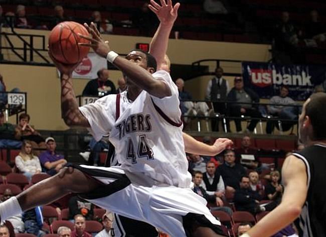 Colmenares en acción en la universidad (Foto: Internet).