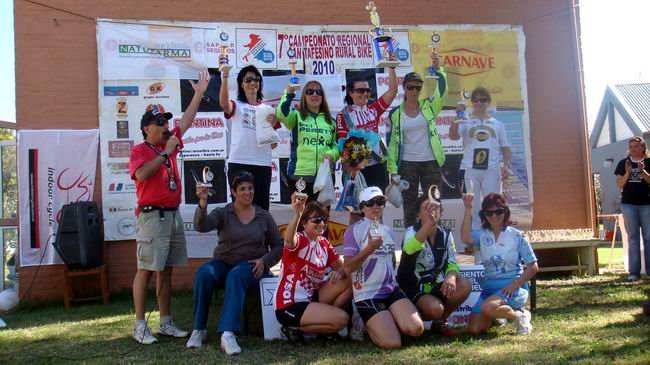 Parte de la entrega de premios de Esperanza (Foto: Prensa Rural Bike).