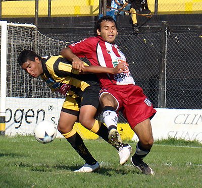 Libertad quiere sacarse la espina con el Ferrocarrilero (Archivo).