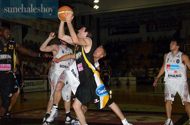 Saglietti, recambio fundamental en la plantilla aurinegra.