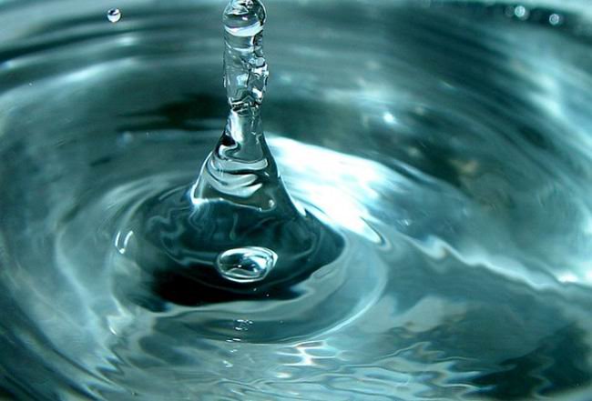 Agua, fundamental para la sobrevivencia humana...