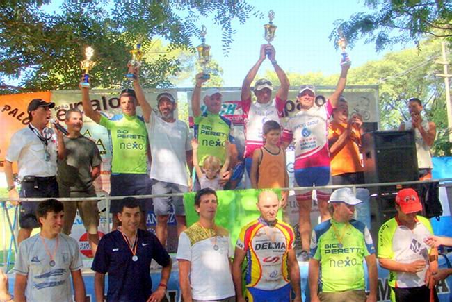 Los ganadores del Rural Bike en su primera fecha del 2011 (Foto: Gentileza Amigos del Rural Bike).