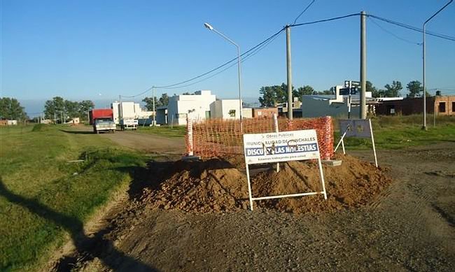 CloacasLomasSur Las tareas se iniciaron tras la no objeción de ningún vecino (Foto: Prensa Municipalidad).