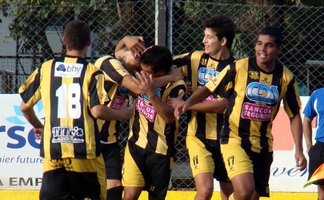 El Cañonero quiere volver a festejar ante Talleres (Archivo).