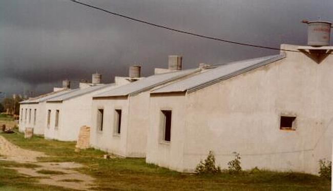 Viviendas_Soem Mientras se espera por las viviendas de la provincia, el municipio avanza en la venta de lotes (Archivo).