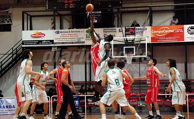 Unión no pudo con San Isidro, equipo que comparte la categoría de ascenso (Foto: Diario Sports).