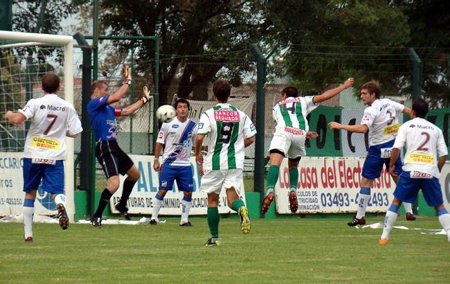 Juventud Antoniana vuelve, como el 20 de febrero de este año, aunque al estadio de Libertad (Archivo).